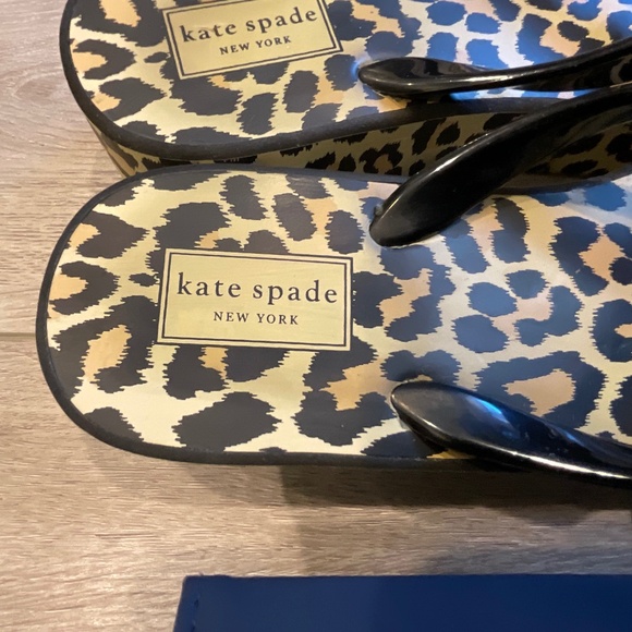 Kate Spade Rhett Platform Animal Print Bow Flip Flop Sandal Size 8 - Picture 3 of 7